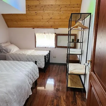 E Arberit Villa *